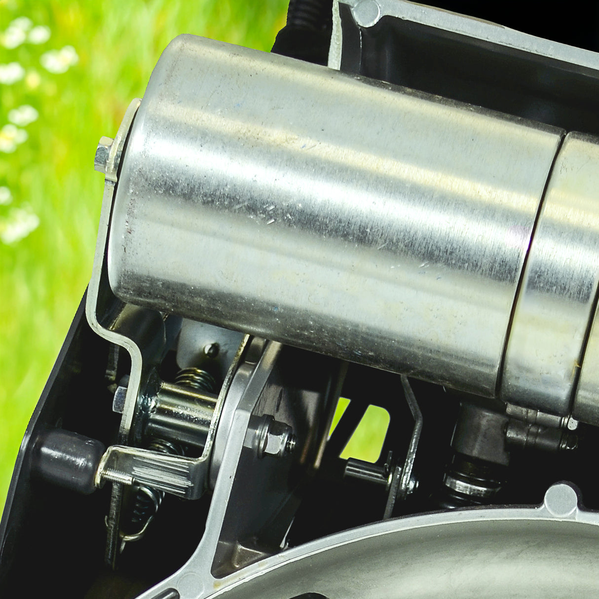 Cobra RM48SPH – Kraftig Honda gressklipper med bakre valse